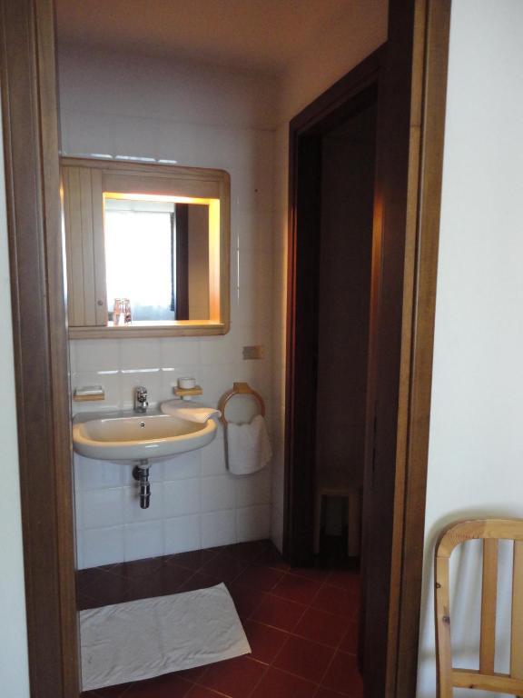 Hotel Serena Spiazzi Di Caprino Zimmer foto